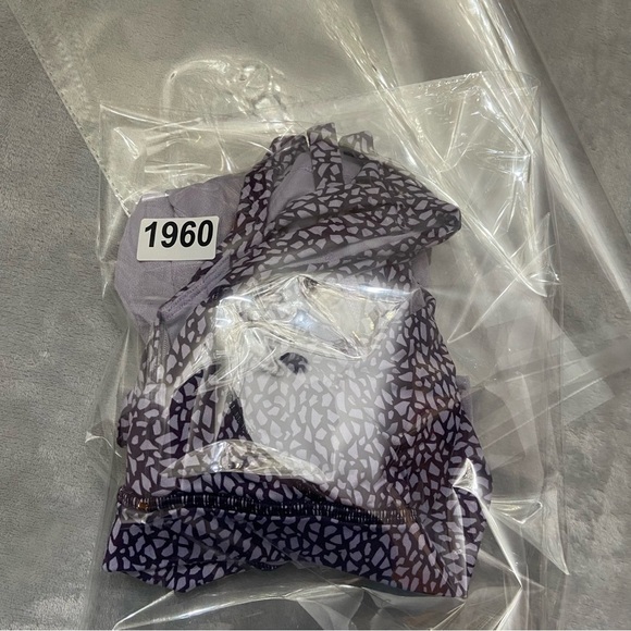 Lululemon Nouveau Limits Tank Top Miss Mosaic Lilac Deep Zinfandel 21960 - Picture 9 of 9